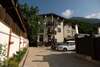 hotel_img